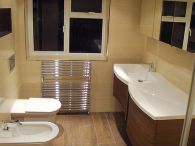 Luxury fitted bathroom to full customer specification